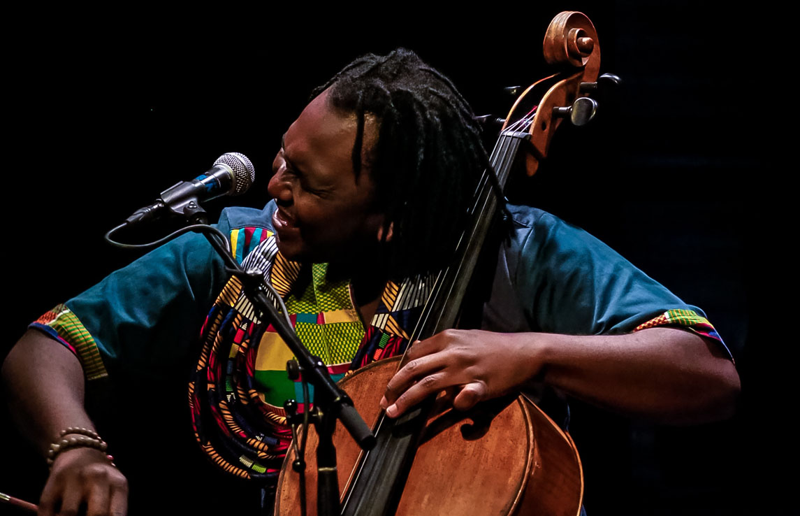 Abel Selaocoe playing the cello