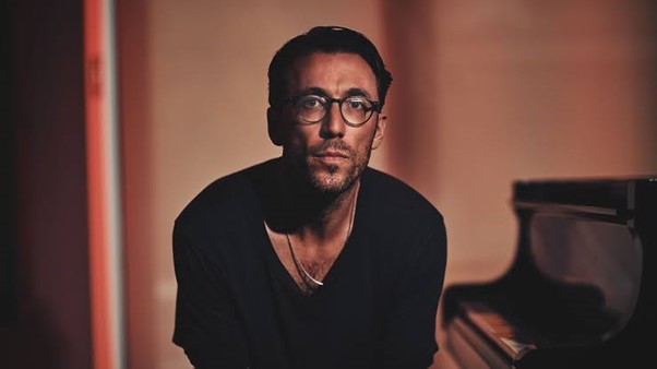 Photo of Bill Laurance