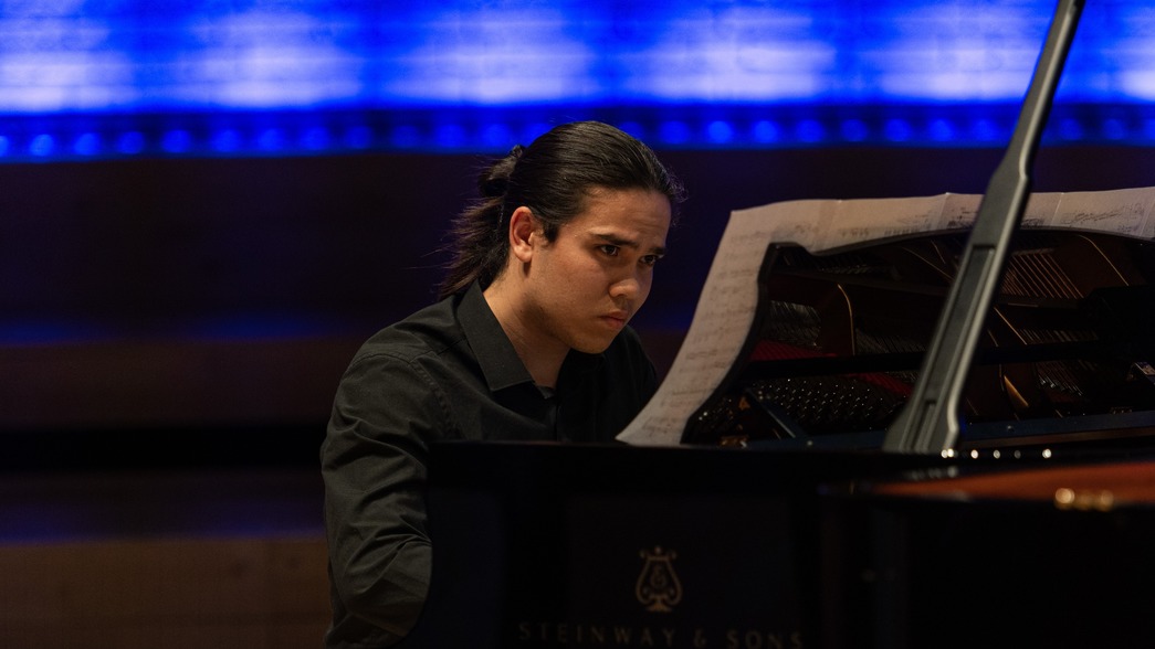 Rachmaninov Preludes PC Roscoe Rutter_1045