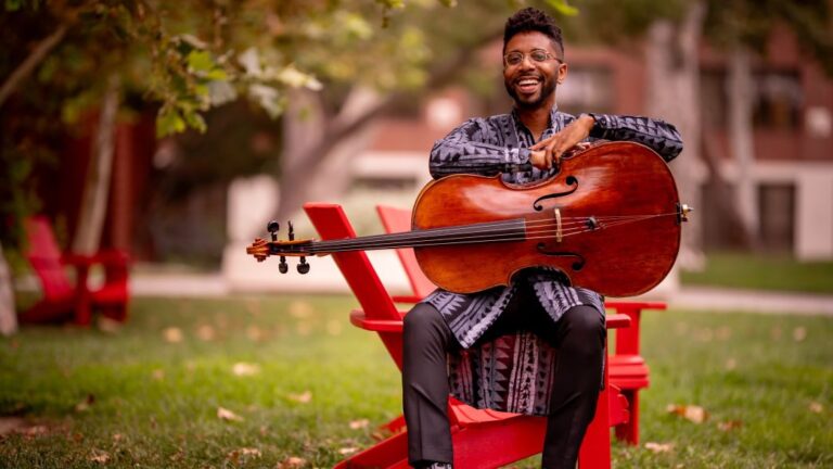 Seth Parker Woods (cello)