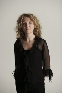 Photo of Julia Hanson